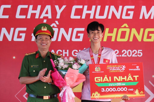 Hơn 1.000 người tham gia Giải chạy Marathon “Chung một quyết tâm - Vì cộng đồng không ma túy”