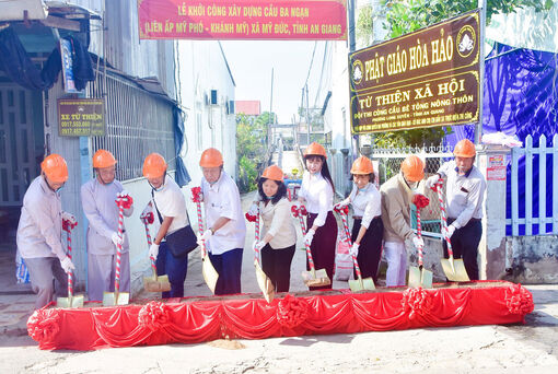 Xã Mỹ Đức: Khởi công xây dựng cầu Ba Ngạn