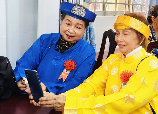 Chuyển đổi số lan tỏa trong đời sống gia đình