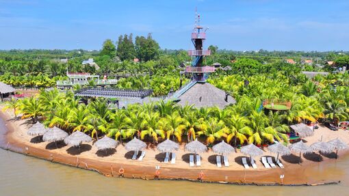 Thơ mộng cồn Én