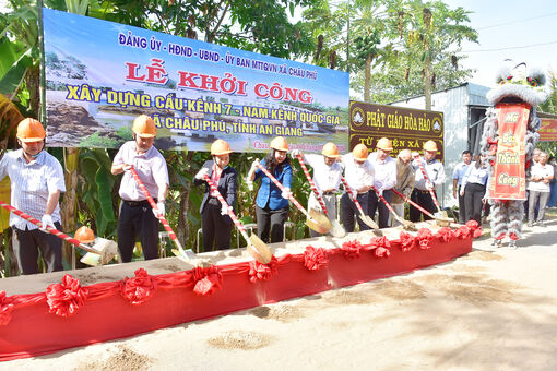 Khởi công cầu kênh 7 tại xã Châu Phú