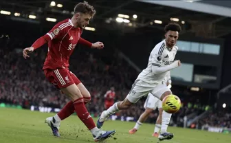 Liverpool đánh rơi chiến thắng ở phút bù giờ thứ 7