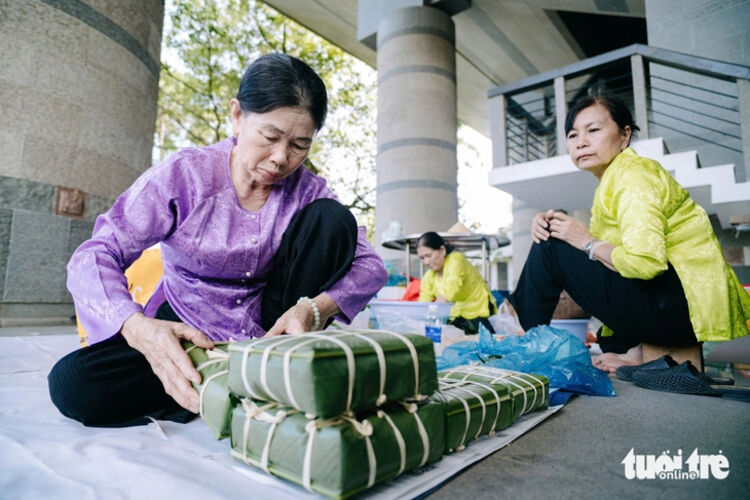 Về nhà trong những giấc mơ xa
