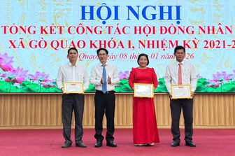 Xã Gò Quao khen thưởng 19 tập thể, cá nhân hoàn thành xuất sắc nhiệm vụ HĐND