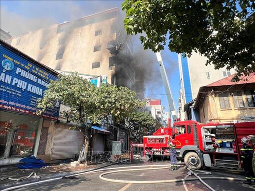 Cháy lớn tại phường Hà Đông, Hà Nội