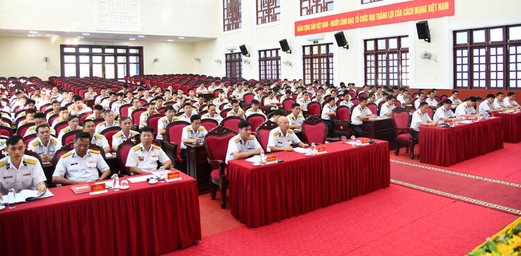 Vùng 5 Hải quân khai mạc tập huấn cán bộ năm 2026