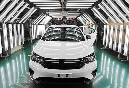 Thị trường ôtô Việt Nam tăng trưởng hai con số