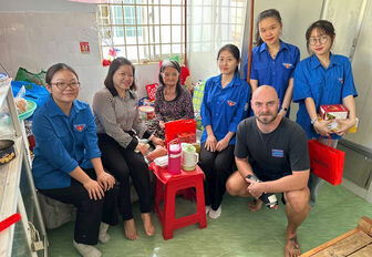 Xu hướng “Du lịch tại chỗ”