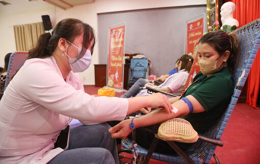 Liên đoàn Lao động tỉnh An Giang tổ chức hiến máu tình nguyện