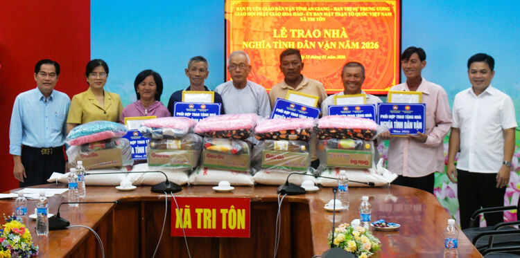 An Giang bàn giao 20 căn nhà Nghĩa tình dân vận