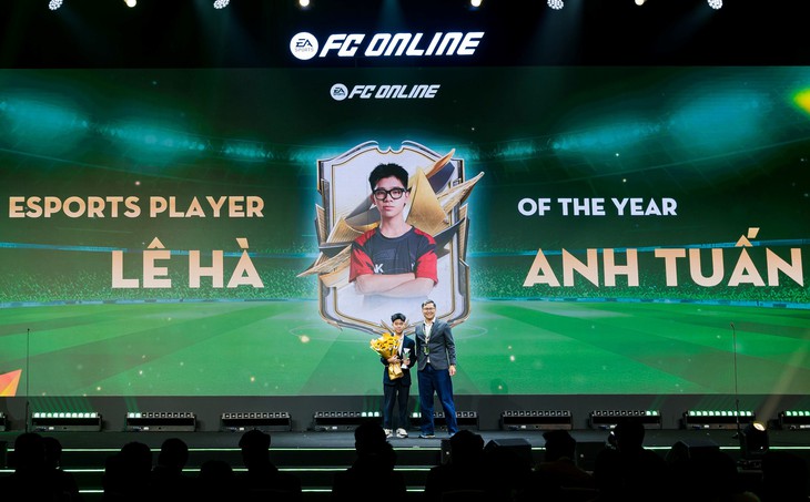 Lê Hà Anh Tuấn giành cú đúp danh hiệu Esports 2025