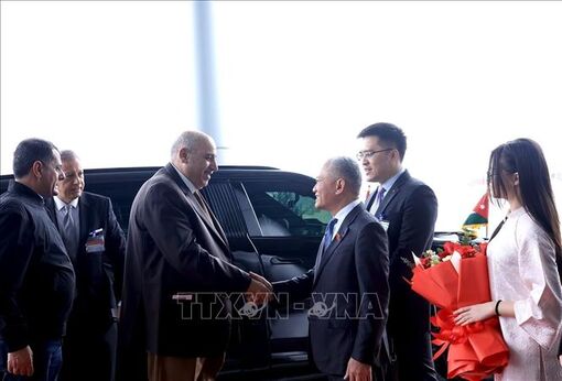 Chủ tịch Hạ viện Jordan đến Hà Nội, bắt đầu thăm chính thức Việt Nam
