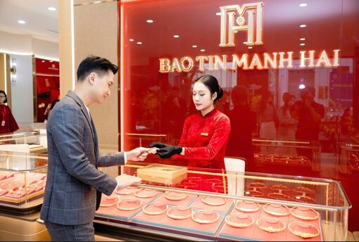 Giá vàng hôm nay (2/2): Giữ ở mức cao, 172 triệu đồng/lượng bán ra