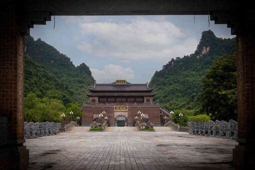 Đặc sắc điểm du lịch Đàn kính thiên - Thung Ui, nơi vua Đinh tế trời