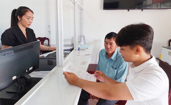 Đơn giản thủ tục thêm gần lòng dân