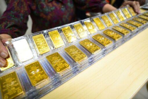 Giá vàng hôm nay (22/3): Sập mạnh, thấp nhất trong 3 tuần qua