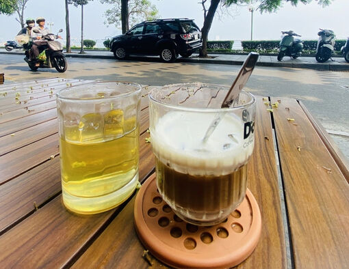 Uống quá nhiều cà phê mỗi ngày gây hại tim thế nào?