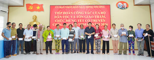 Thứ trưởng Bộ Dân tộc và Tôn giáo thăm, chúc Tết Chôl Chnăm Thmây tại U Minh Thượng