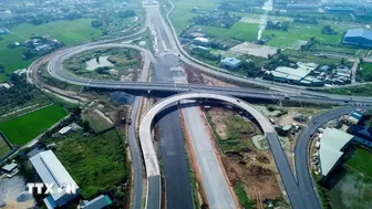 Kiên định “bốn nguyên tắc” để đạt tăng trưởng hai con số bền vững