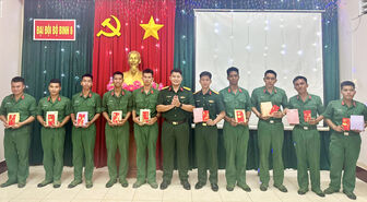 Vui Tết Chôl Chnăm Thmây cùng chiến sĩ vùng biên