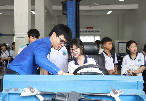 Tọa đàm giải pháp phối hợp trong công tác hướng nghiệp và phân luồng học sinh sau trung học cơ sở