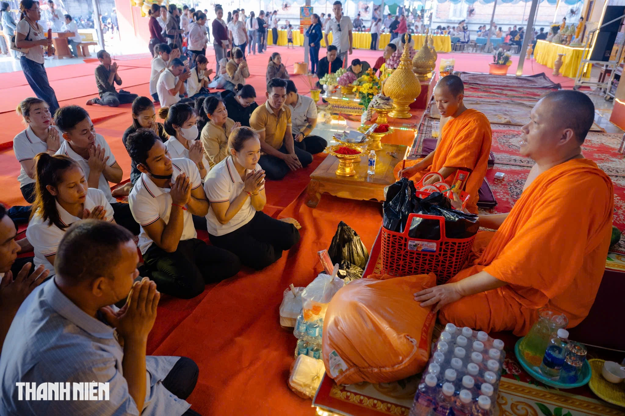 Người Khmer xa quê sum vầy đón Tết Chôl Chnăm Thmây ở chùa TP. Hồ Chí Minh