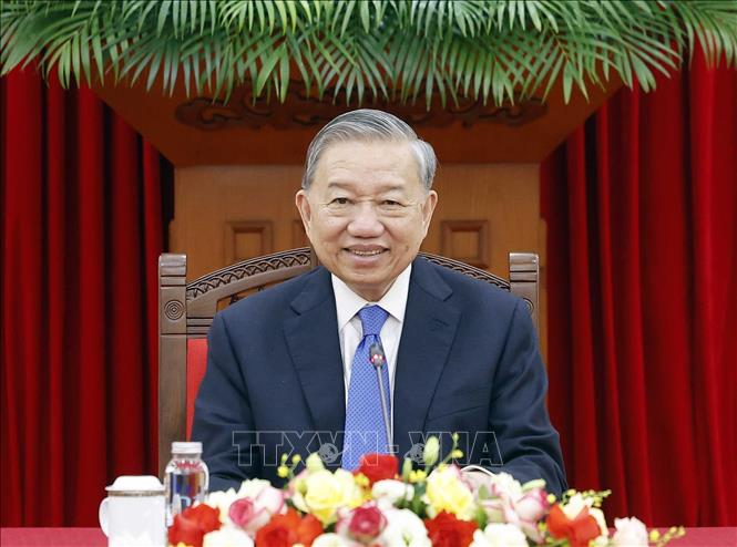 Tổng Bí thư, Chủ tịch nước điện đàm với Chủ tịch Đảng LDP, Thủ tướng Nhật Bản