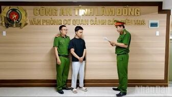 Bắt đối tượng lừa đảo qua hình thức vay vốn ngân hàng