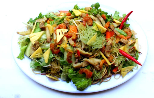 Tháng tư ăn gỏi bún sông