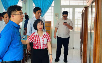 Trung ương đoàn khảo sát việc chuẩn bị Lễ ra quân Chiến dịch Thanh niên tình nguyện hè tại xã Ba Chúc