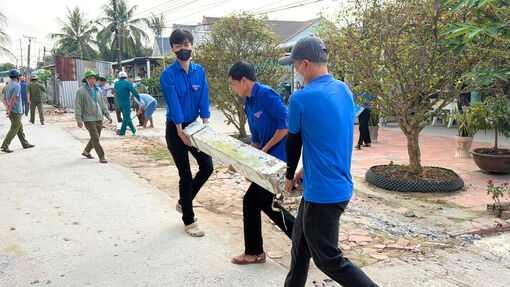 Tân Hội: Người dân chung tay “mở” đường