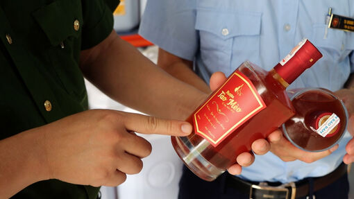 Thu giữ gần 9.000 lít rượu có dấu hiệu vi phạm