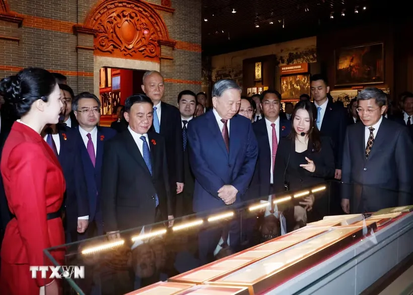 Tổng Bí thư, Chủ tịch nước Tô Lâm thăm Bảo tàng Lịch sử Đảng Cộng sản Trung Quốc