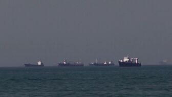 Mỹ tuyên bố buộc 10 tàu quay đầu trong 48 giờ phong tỏa cảng Iran