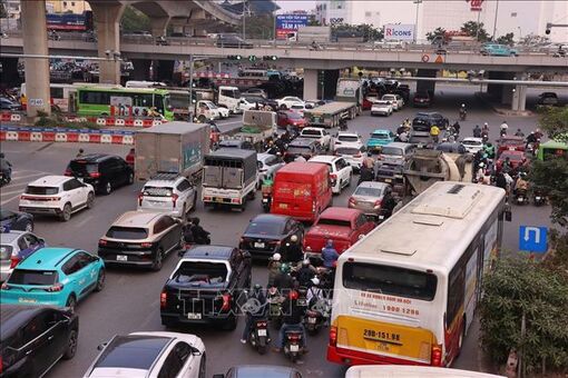 Tăng cường công tác vận tải, bảo đảm an toàn giao thông dịp nghỉ Lễ Giỗ tổ Hùng Vương và 30/4 và 1/5