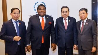 Chủ tịch Quốc hội Trần Thanh Mẫn gặp Tổng Thư ký Liên minh Nghị viện Thế giới Martin Chungong trong khuôn khổ Đại hội đồng IPU-152