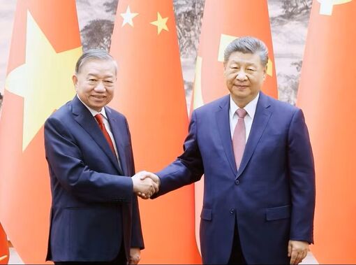 Việt Nam và Trung Quốc ký nhiều văn kiện hợp tác trong khuôn khổ chuyến thăm cấp Nhà nước tới Trung Quốc của Tổng Bí thư, Chủ tịch nước Tô Lâm và Phu nhân