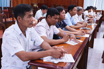 Hơn 300 người tham gia Ngày hội Tư vấn, giới thiệu việc làm tại xã Châu Thành