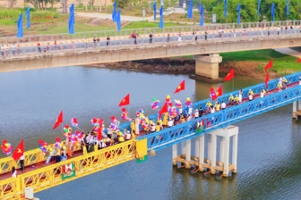 Tin tức nổi bật trong nước ngày 18/4