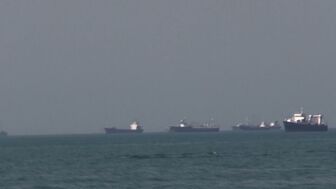 Iran tuyên bố quan điểm cứng rắn về kiểm soát eo biển Hormuz