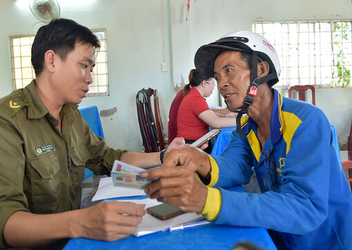 Chậm cập nhật căn cước, giao dịch gián đoạn