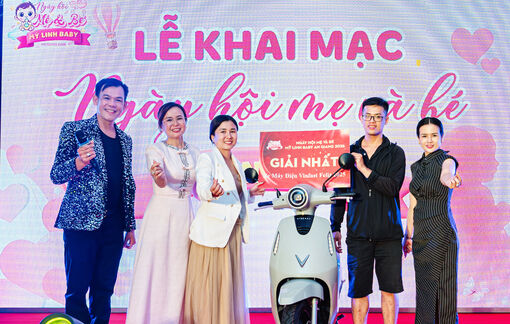 Sôi động Ngày hội dành cho mẹ và bé