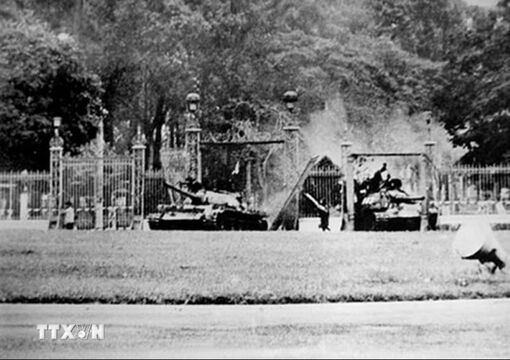 'Sài Gòn không còn trận tuyến': Lịch sử qua góc nhìn tư liệu và hồi ức