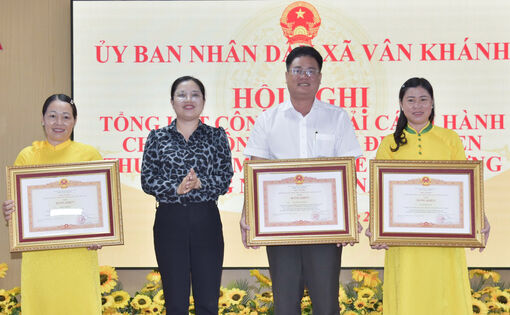 Tiếp nhận hồ sơ trực tuyến xã Vân Khánh đạt 99,6%