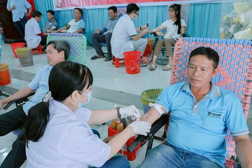 Vĩnh Điều tiếp nhận 114 đơn vị máu