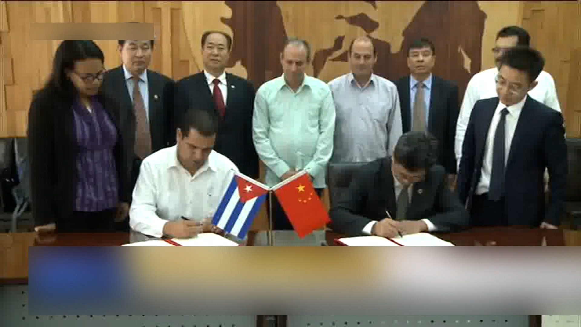 Cuba và Trung Quốc tăng cường hợp tác dầu khí