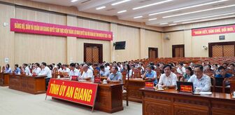 Triển khai các văn kiện, nghị quyết về công tác kiểm tra, giám sát của Đảng