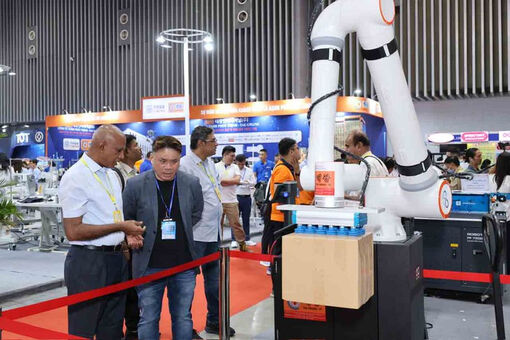 Doanh nghiệp Việt "mở khóa" AI