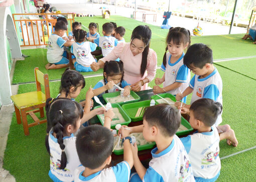 Hoạt động trải nghiệm giúp trẻ phát triển toàn diện