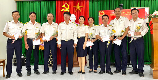 Thuế Cơ sở 11 tỉnh An Giang thu ngân sách Nhà nước đạt 127% dự toán